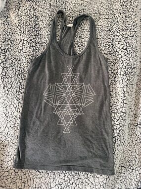 Tultex Women’s M Gray Geometric Racerback Tank Top